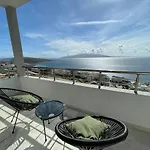 Helen's Seaside 3*