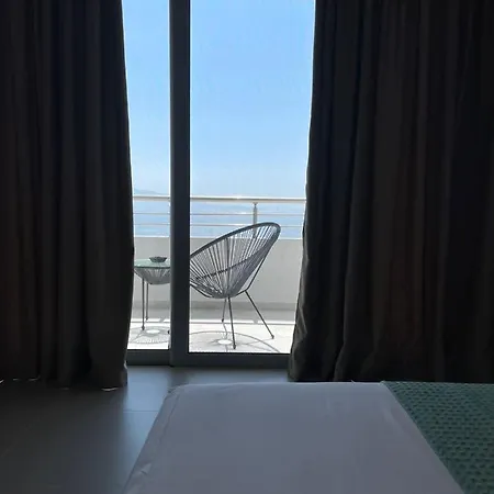Ξενοδοχείο Helen's Seaside
