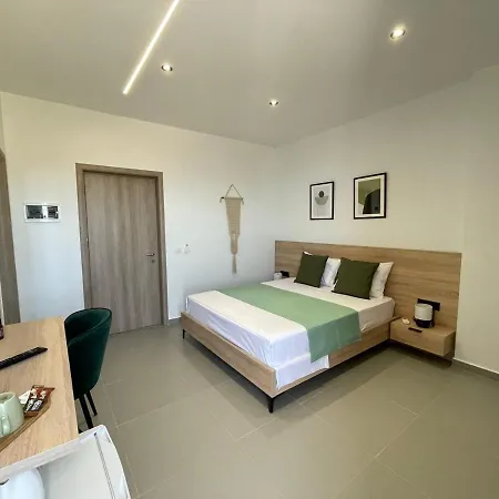 Helen's Seaside Sarandë