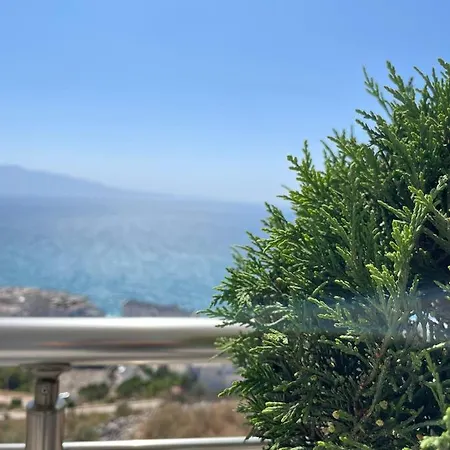 Helen's Seaside Hotell