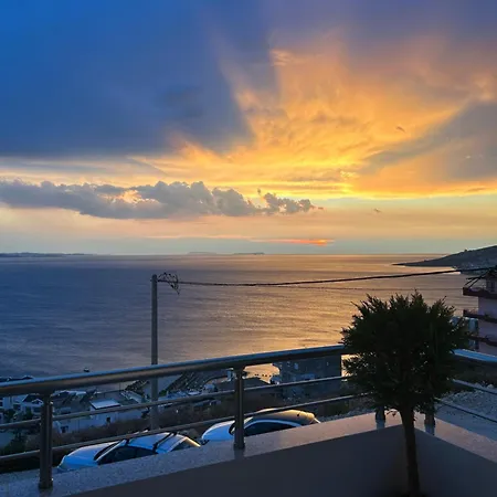 Helen's Seaside 3* Sarandë