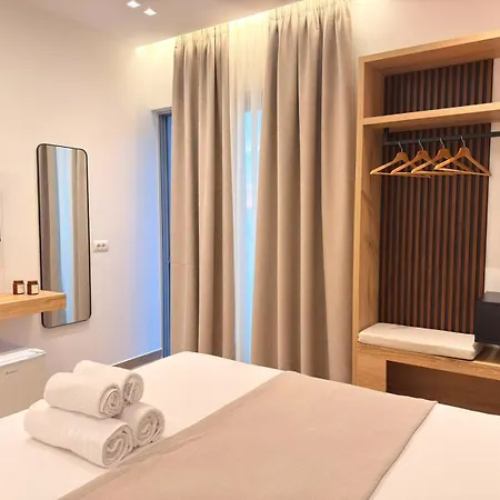 Helen's Seaside 3* Saranda